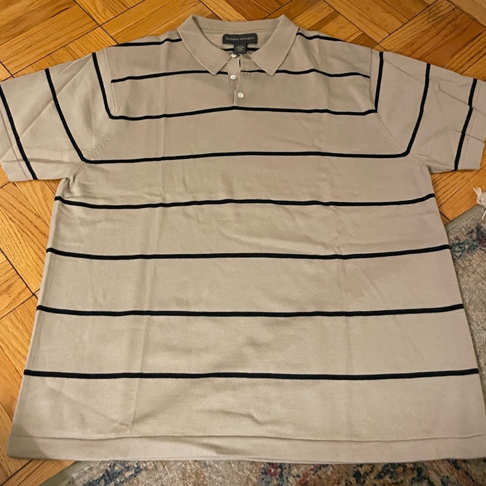 Banana republic men’s XXL polo 100% cotton, never worn
